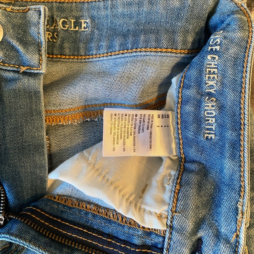 High Rise Shortie American Eagle shorts. NWOT